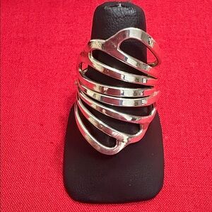 Elegant Silver Women's Ring